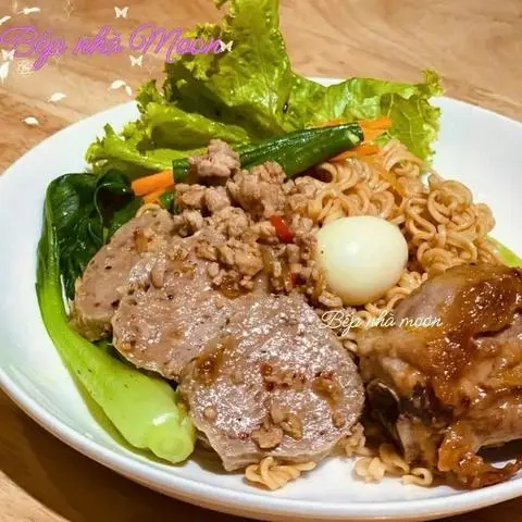 Hình ảnh Mì trộn thập cẩm đặc biệt