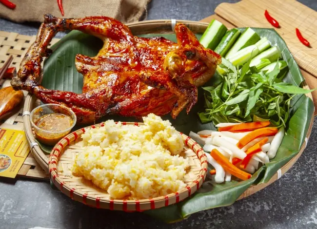 Hình ảnh Gà nướng nguyên con - size vừa