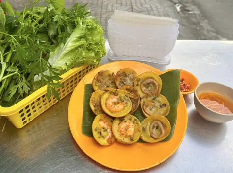 Hình ảnh Combo 10 Bánh Khọt Đặc Biệt ( Tôm  Mực Thịt )