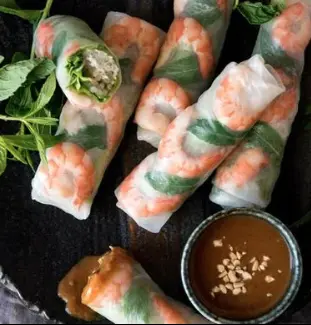 Hình ảnh Gỏi cuốn tôm mắm nêm
