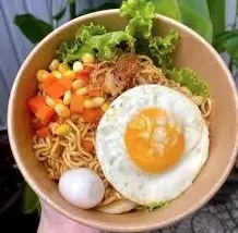 Hình ảnh Mì trộn indomi - trứng