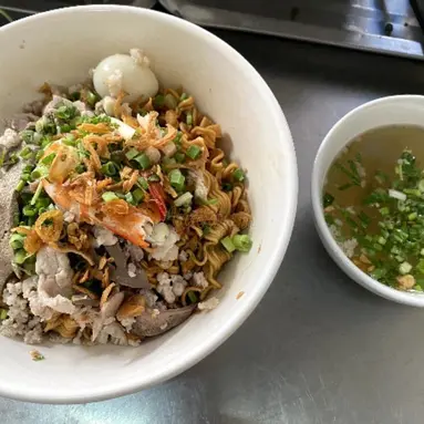 Hình ảnh Hủ tiếu mì gói khô