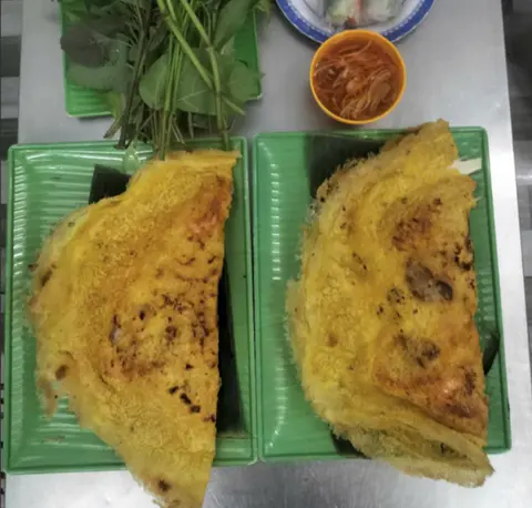 Hình ảnh Bánh xèo thập cẩm đặc biệt