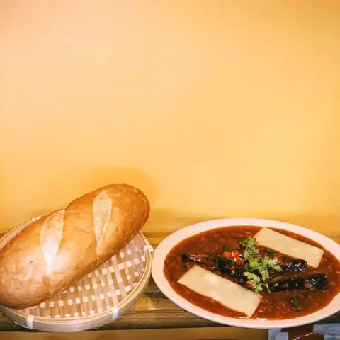 Hình ảnh Bánh mì cá hồi phô mai