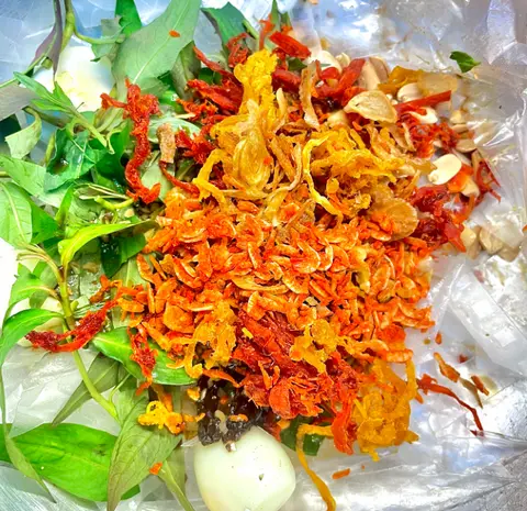 Hình ảnh Bánh Tráng Trộn