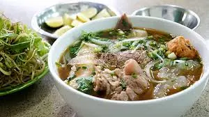 Hình ảnh Bún bò nạm chả