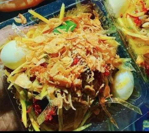Hình ảnh Bánh tráng trộn khô gà