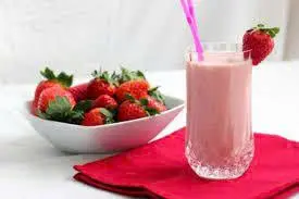 Hình ảnh Dâu sữa lắc - Strawberry milkshake