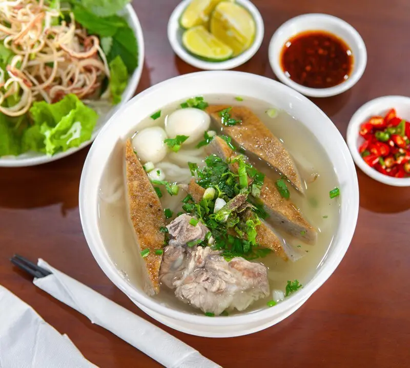 Hình ảnh Bún - bánh canh chả xương