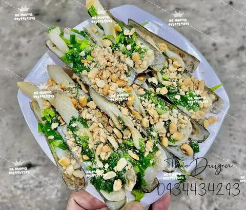 Hình ảnh Ốc móng tay nướng mỡ hành