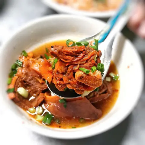 Hình ảnh Hủ tiếu dê thập cẩm