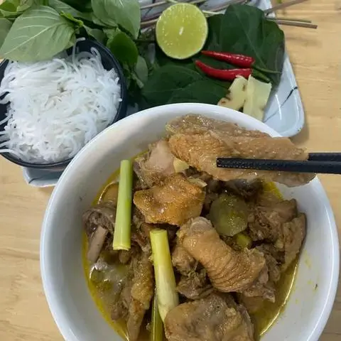 Hình ảnh Bún gà dai giả cầy