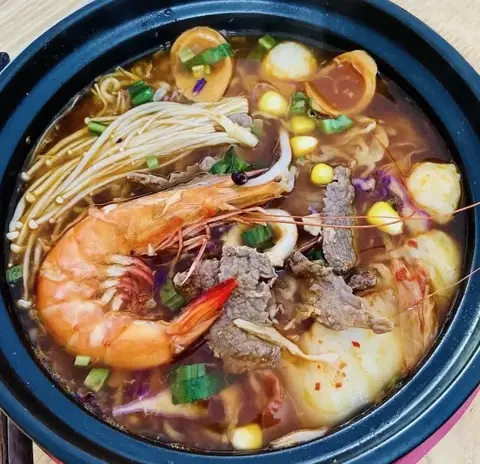 Hình ảnh Mì cay thập cẩm