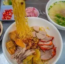 Hình ảnh Hủ tiếu mì hoành thánh - Thập cẩm