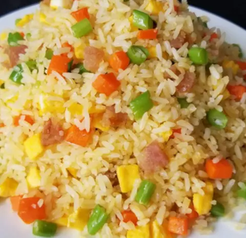 Hình ảnh Cơm chiên dương châu