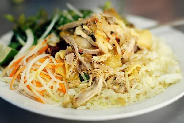 Hình ảnh Cơm gà xé Hội An