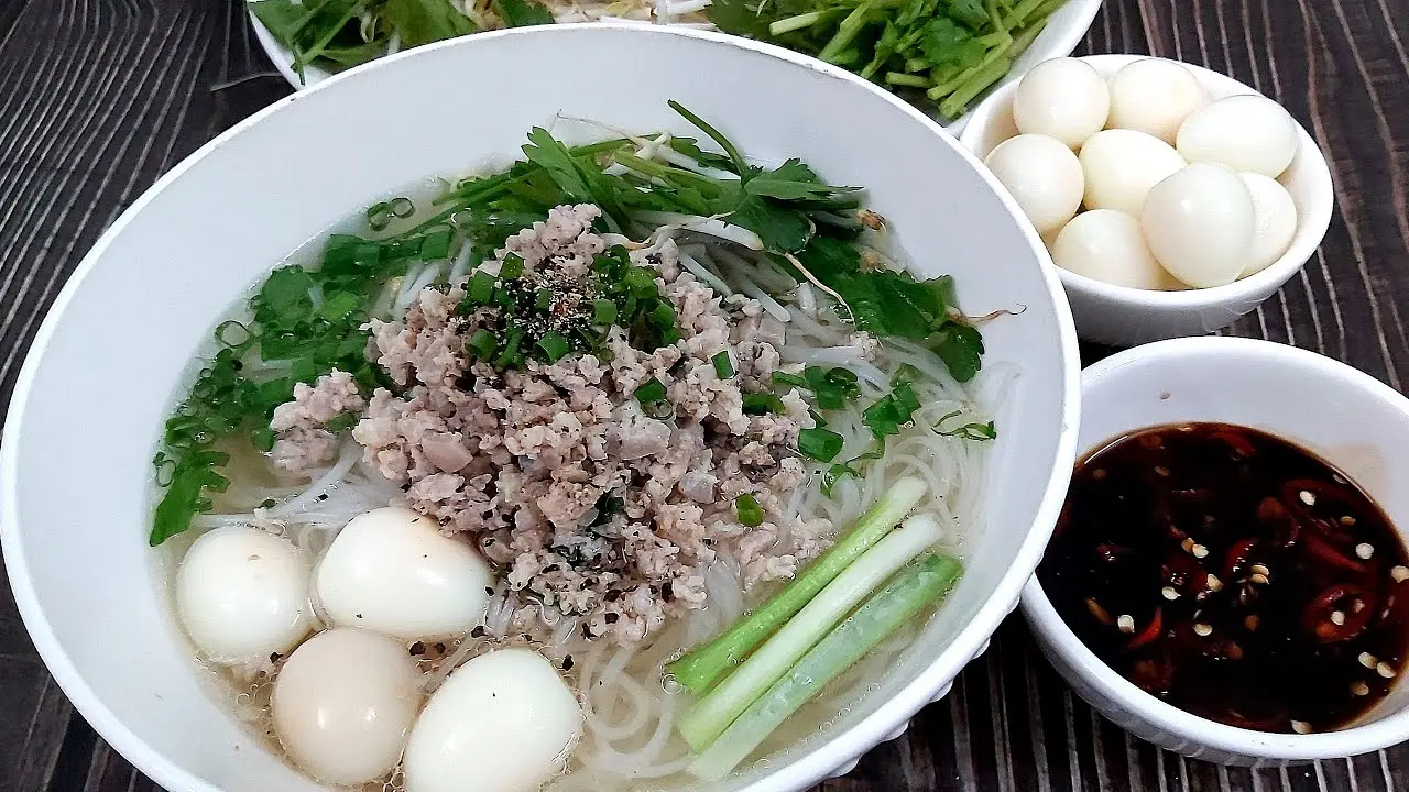 Hình ảnh Hủ tiếu thịt bằm