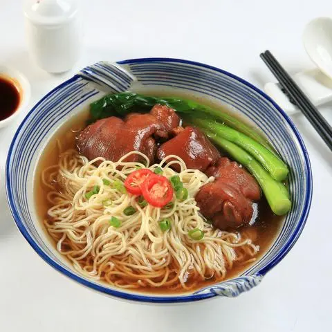 Hình ảnh Mì giò heo