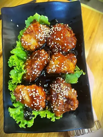 Hình ảnh Gà viên chua ngọt