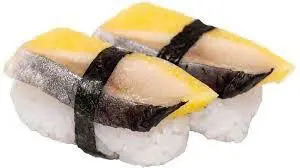 Hình ảnh Sushi cá trích trứng vàng