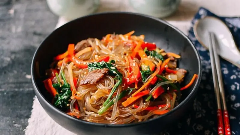 Hình ảnh Miến trộn cay