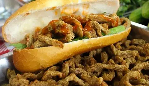 Hình ảnh Bánh mì chả cá