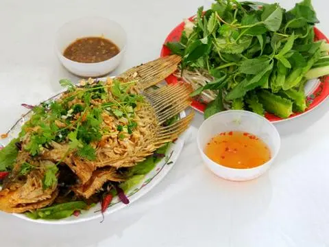 Hình ảnh Cá tai tượng chiên xù