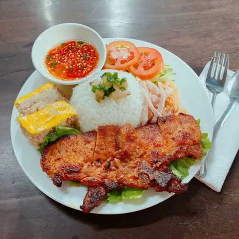 Hình ảnh Cơm sườn - Canh