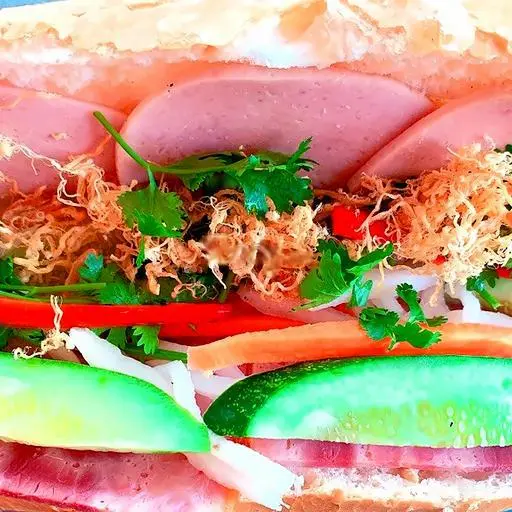 Hình ảnh Bánh mì thịt chả