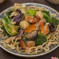 Hình ảnh Mì xào giòn hải sản