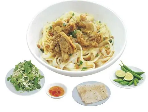 Hình ảnh Mì Quảng gà ta