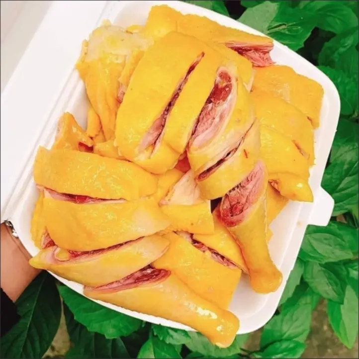 Hình ảnh Gà ủ muối - nửa con
