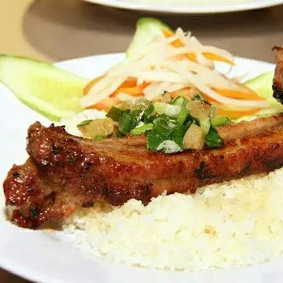 Hình ảnh Cơm sườn non nướng