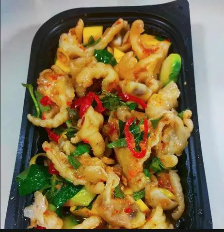Hình ảnh Chân gà sốt Thái