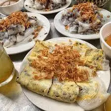 Hình ảnh Bánh cuốn trứng nóng nhân thịt