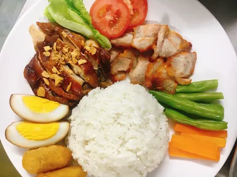 Hình ảnh Cơm thập cẩm đặc biệt Ume 