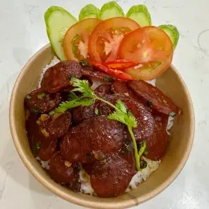 Hình ảnh Thố lạp xưởng mỡ hành