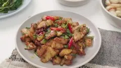 Hình ảnh Ba rọi cháy cạnh (không kèm cơm)