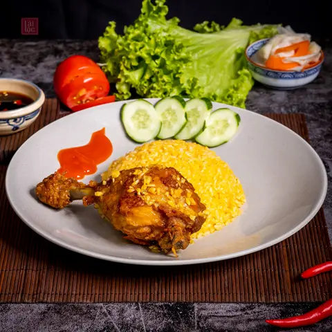 Hình ảnh Cơm Đùi Tỏi Mắm Tỏi