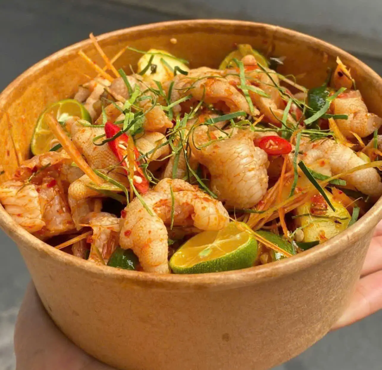 Hình ảnh Chân gà sốt Thái rút xương