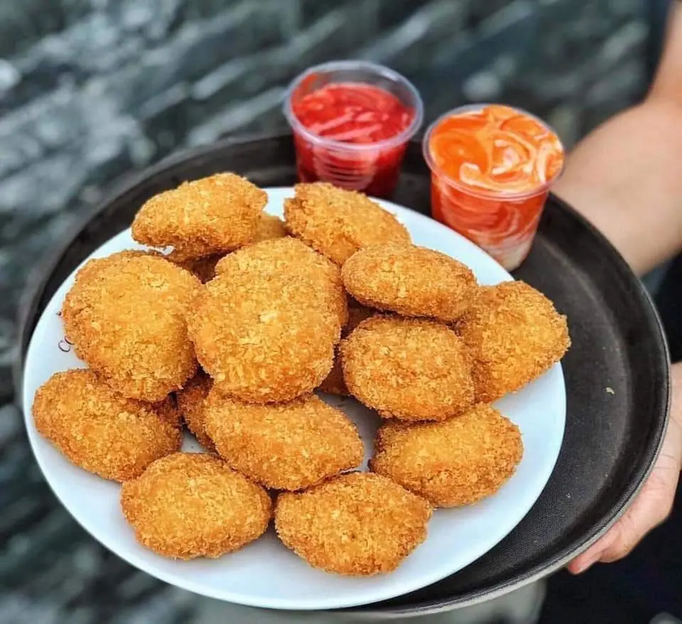 Hình ảnh Combo 5 bánh gà truyền thống