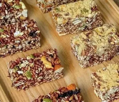 Hình ảnh Thanh cơm gạo lứt ngũ cốc chà bông 250g
