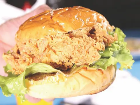 Hình ảnh Divine burger - bơ gơ thần thánh