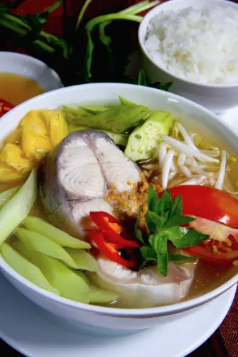 Hình ảnh Canh chua cá lăng
