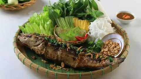 Hình ảnh Cá lóc nướng trui