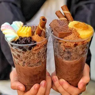 Hình ảnh Milo dầm trân châu đen - bánh flan