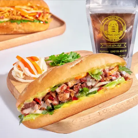Hình ảnh Bánh mì thịt nướng - Nước sâm hạt é nha đam