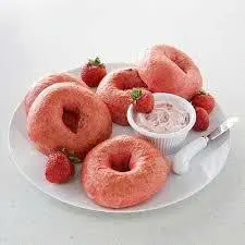 Hình ảnh Croissant bagel dâu - Strawberry croissant bagel 
