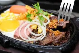Hình ảnh Bò né - trứng - pate