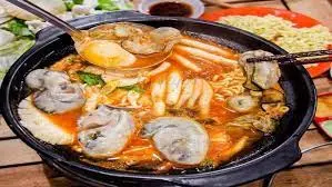 Hình ảnh Mì kim chi hàu